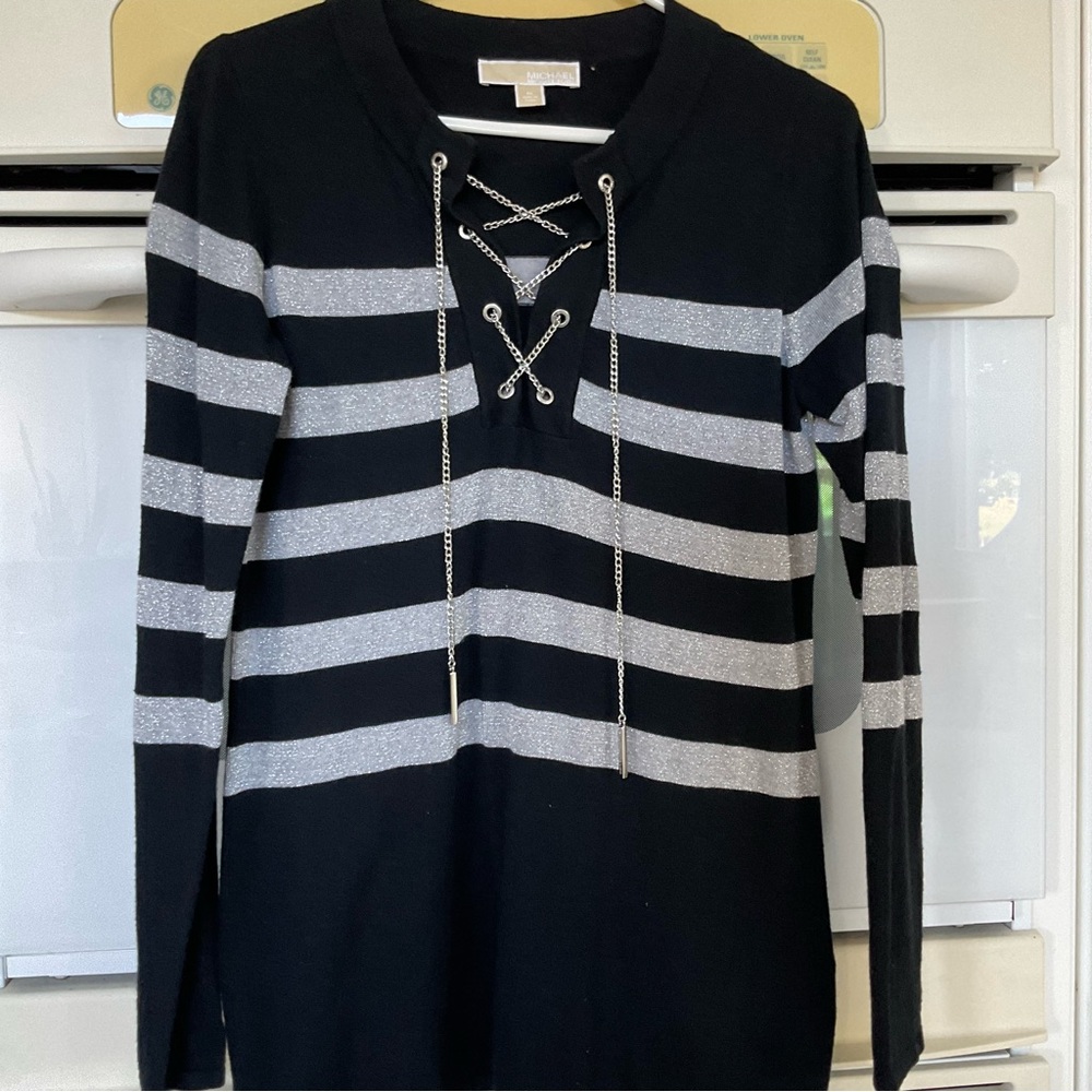 Michel Kors dressy but yet casual top.